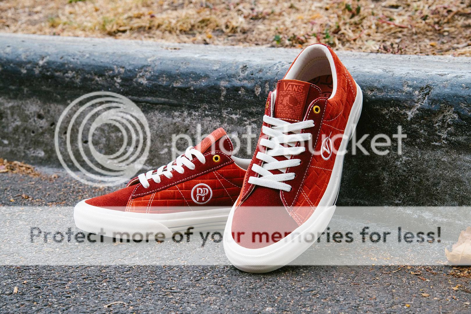 photo SP19_SkateLTD_PassPort_VN0A4BNGSIJ_SidPro_BrkRed_ElvPair_zpsmgu9bvs0.jpg